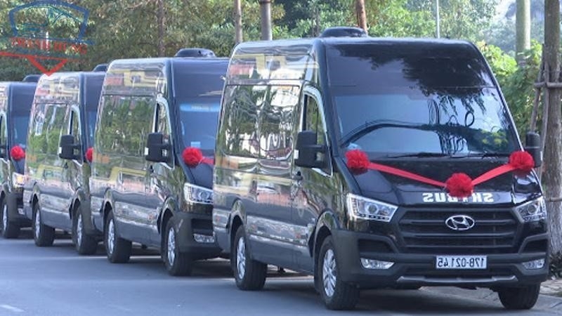 Dịch vụ Thanh Hùng chuyên cung cấp dịch vụ cho thuê xe hoa limousine tại thành phố Hồ Chí Minh.