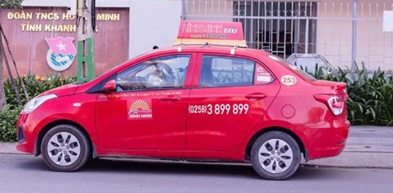 Taxi Bình Minh Cam Ranh là một trong những dịch vụ taxi uy tín và chất lượng tại thành phố Cam Ranh, với đội ngũ lái xe chuyên nghiệp, phục vụ 24/7 và đảm bảo an toàn và tiện lợi cho khách hàng.