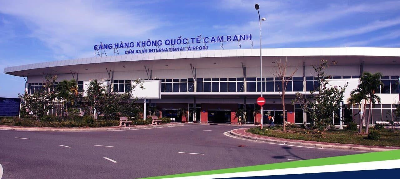 Xe đưa đón sân Today Nha Trang là dịch vụ vận chuyển đưa đón khách từ sân bay đến khách sạn Today Nha Trang và ngược lại, mang lại sự tiện lợi và thoải mái cho du khách khi đến thăm thành phố biển Nha Trang.